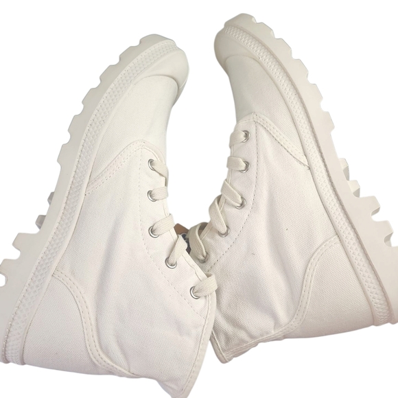 Palladium White Canvas Boots - Picture 7 of 8